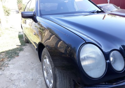 Мерседес w210 E23 - купить Городке 2