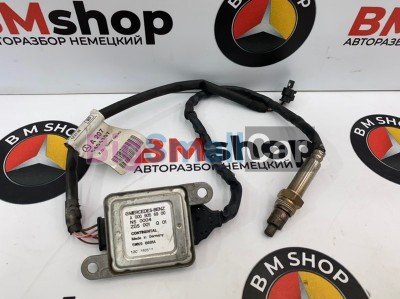 Лямбда-зонд правый Mercedes C350 2012 W204 276.957 A0009056900 - купить Городке 2