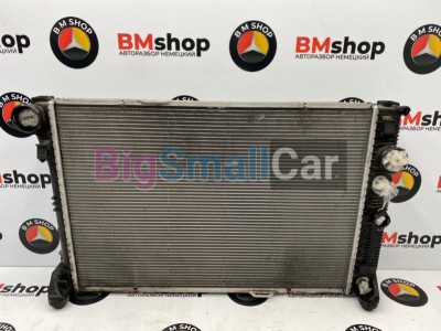 Радиатор ДВС Mercedes C350 2012 W204 276.957 A2045003603 - купить Городке 2