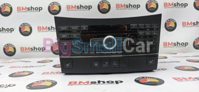 Магнитофон Mercedes E550 2009 W212 273.971 A2129066800 - купить Городке 2