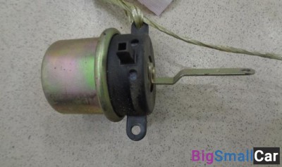 Моторчик заслонки отопителя вакуумный от Ford Escape 2000-2006 - купить Городке 2