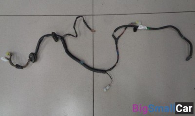 Проводка двери передней левой от Nissan Sunny N14 1990-1995 - купить Городке 2