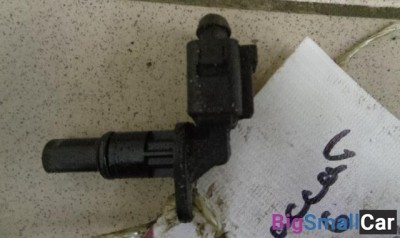 Датчик положения распредвала от Volkswagen Passat B6 2005-2010 - купить Городке 2