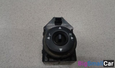 Кнопка регулировки зеркал от Kia Ceed 2006-2012 - купить Городке 2