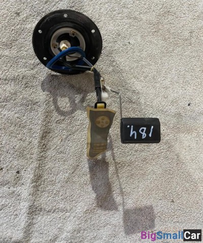 Насос топливный Toyota Corolla 150 - купить Городке 2