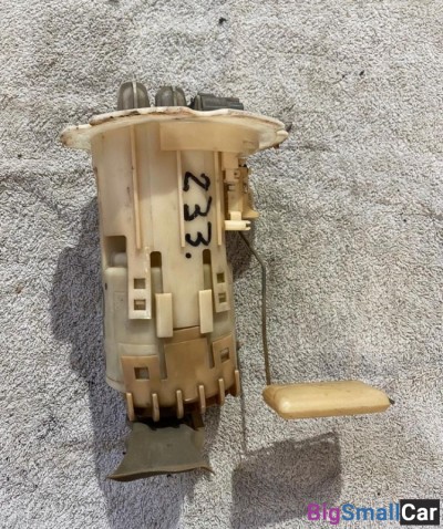 Насос топливный Nissan Sunny 16 - купить Городке 2