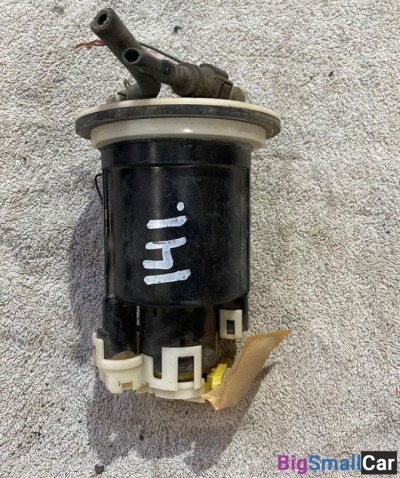 Насос топливный Mitsubishi Lancer 4G-18 - купить Городке 2