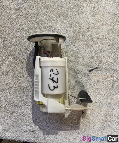 Насос топливный Тойота Камри 55 Toyota Camry 55 - купить Городке 2