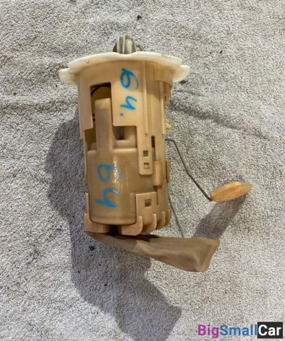 Насос топливный Nissan Sunny FB15 - купить Городке 2