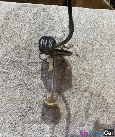 Насос топливный Subary Legasi - купить Городке 2