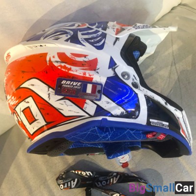 Шлем AIROH Aviator2.2 Six Days 2018 red/blue M AV22SD855 - купить Городке 2