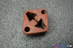 Резинка (18 Система выпуска ОГ) 18207585359 - купить Городке 2