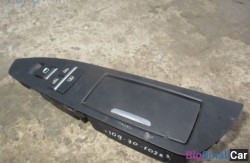 Кнопка стеклоподъемников задн. (61 Общее э/оборудование автомобиля) 613193521831 - купить Городке 2