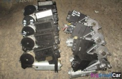 Моторчик люка (61 Общее э/оборудование автомобиля) 67618370810 - купить Городке 2