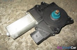 Моторчик стеклоподъемников задн. прав. (51 Оснащение Кузов) 67626927026 - купить Городке 2